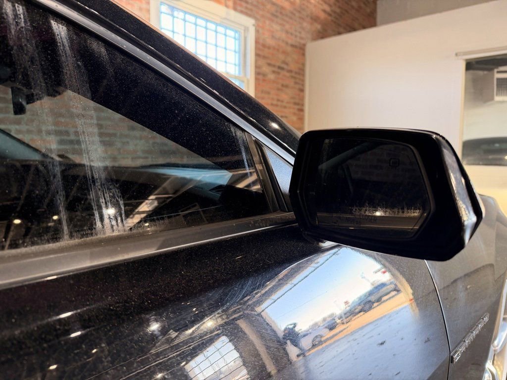 Used 2015 Chevrolet Camaro LT w/ RS Package image 7