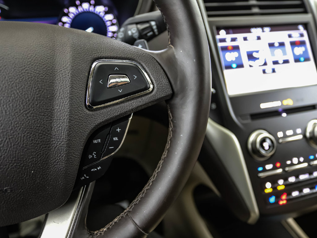 Used 2019 Lincoln MKC Reserve w/ MKC Climate Package AWD/4WD image 13