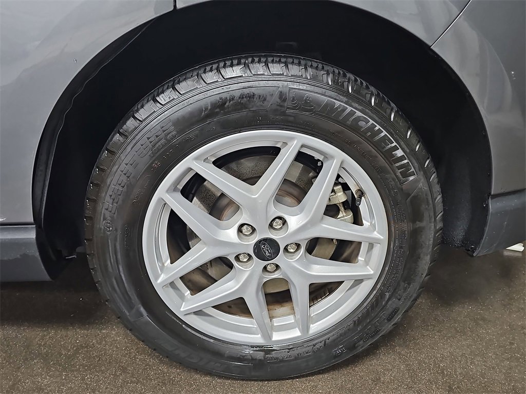 Used 2024 Ford Edge SEL image 32