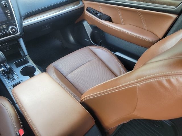 Used 2019 Subaru Outback 2.5i Touring w/ Popular Package #3A AWD/4WD image 16