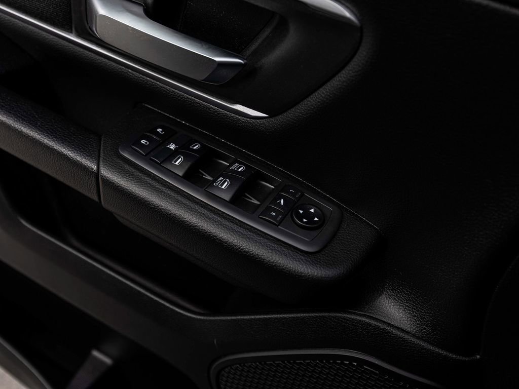 Used 2021 RAM 1500 Big Horn image 12