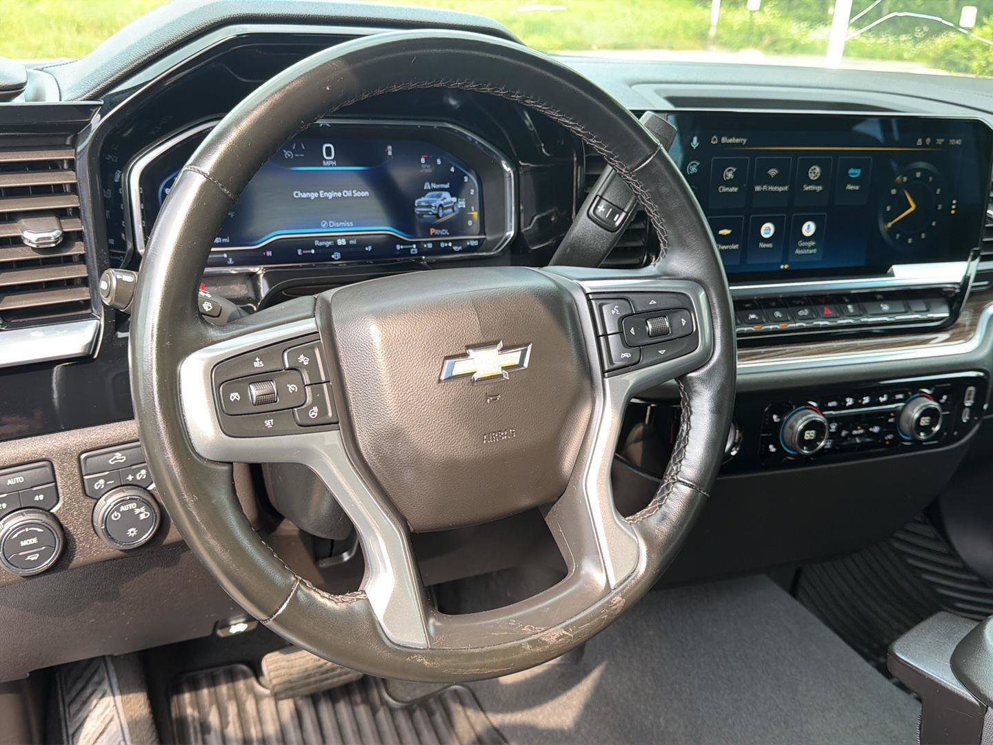 Used 2024 Chevrolet Silverado 1500 LT AWD/4WD image 15