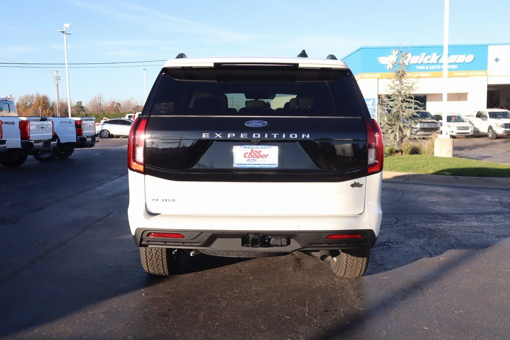 New 2025 Ford Expedition Active image 23