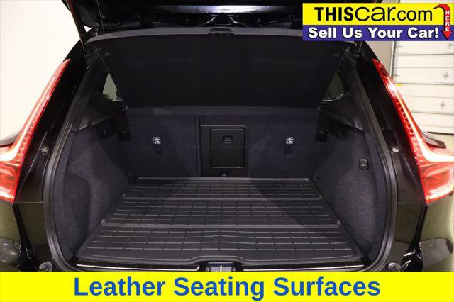Used 2024 Volvo XC40 B5 Plus w/ Protection Package Premier AWD/4WD image 29