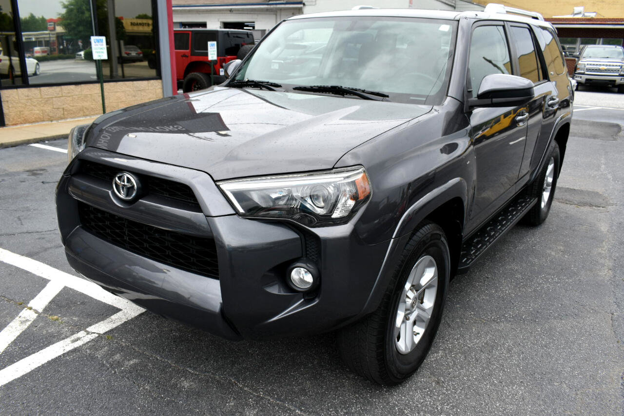 Used 2016 Toyota 4Runner SR5 image 2