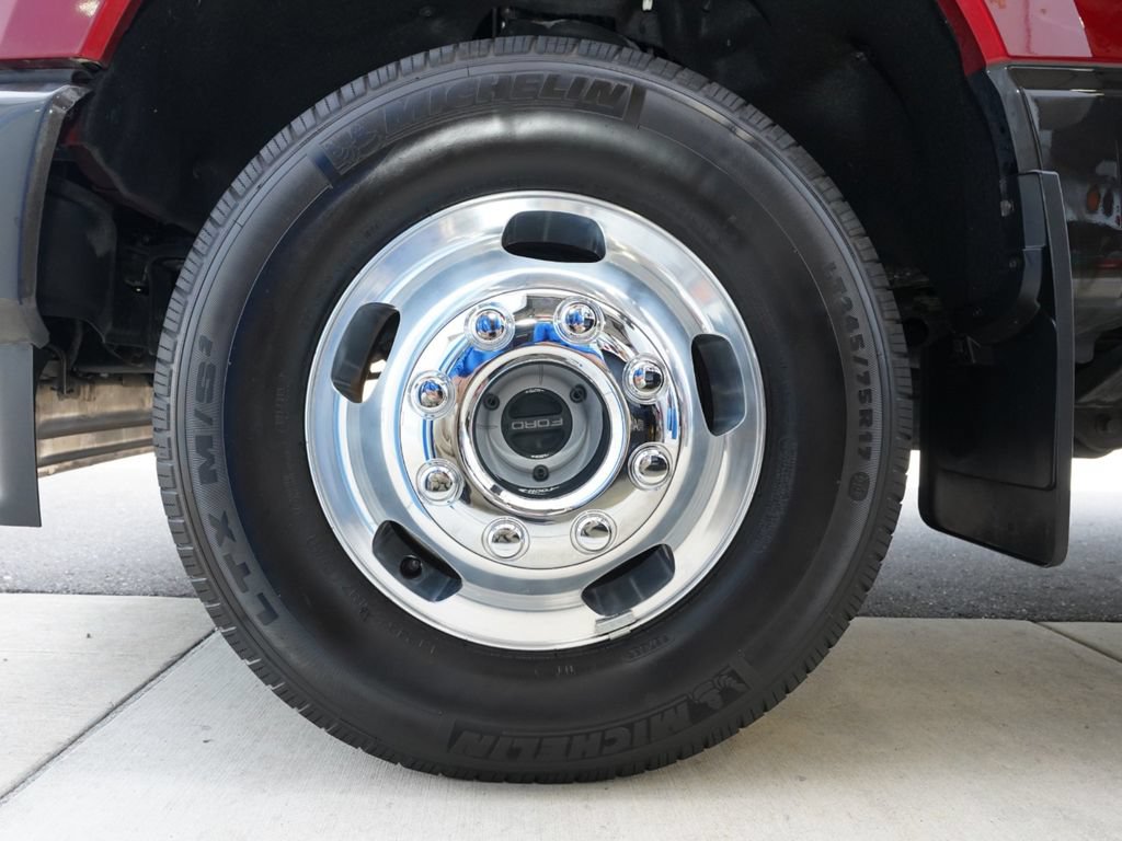 Used 2024 Ford F350 King Ranch AWD/4WD image 41