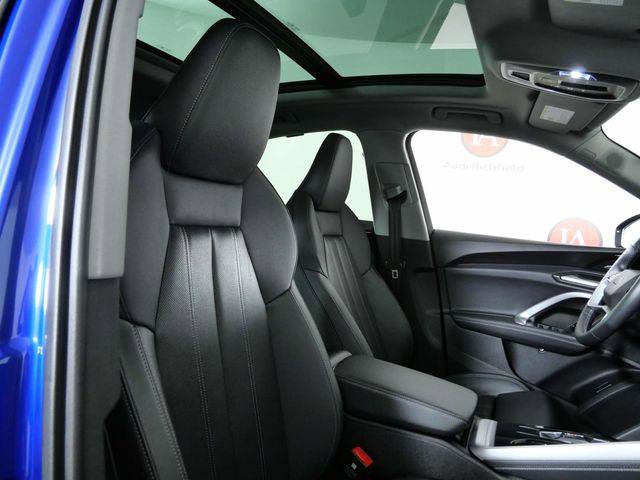 Used 2025 Audi Q5 Prestige image 12