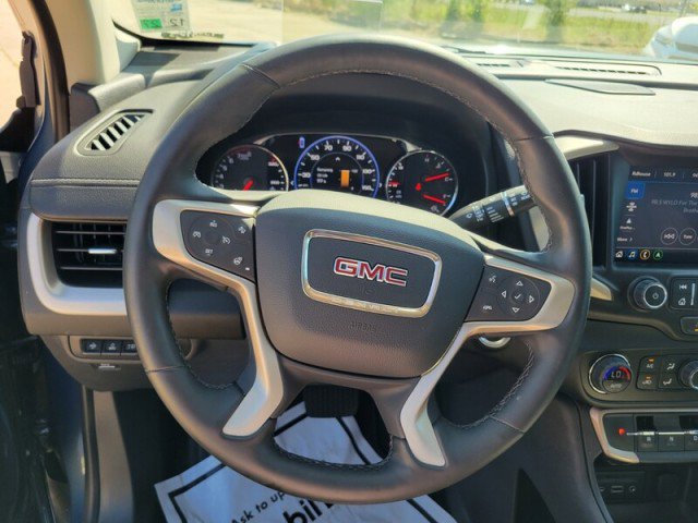 Used 2024 GMC Terrain Denali w/ Denali Premium Package image 12