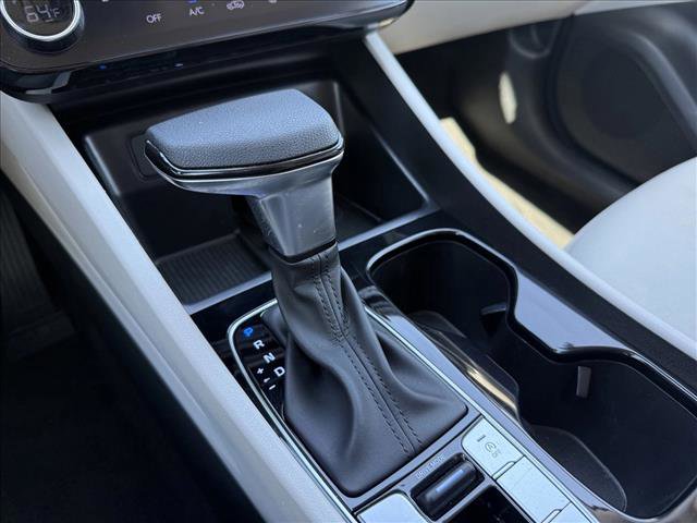 Used 2025 Hyundai Tucson SEL FWD image 16