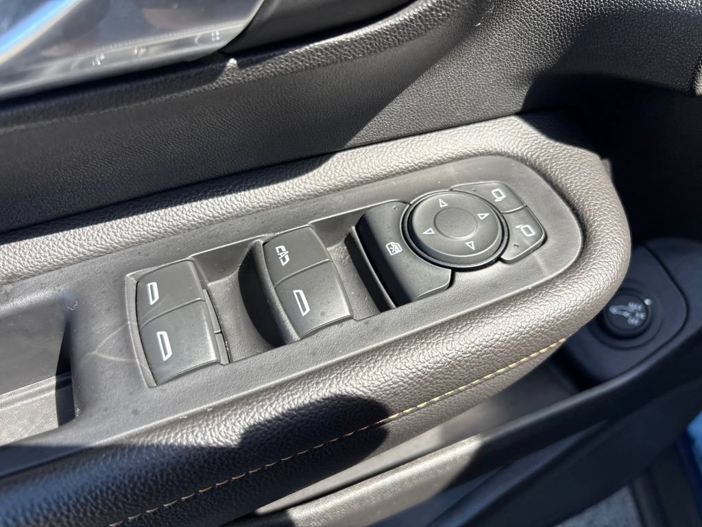 Used 2020 GMC Terrain SLE w/ Driver Convenience Package AWD/4WD image 18