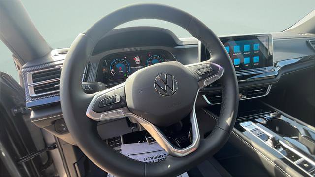 New 2026 Volkswagen Atlas Cross Sport SEL Premium R-Line AWD/4WD image 12