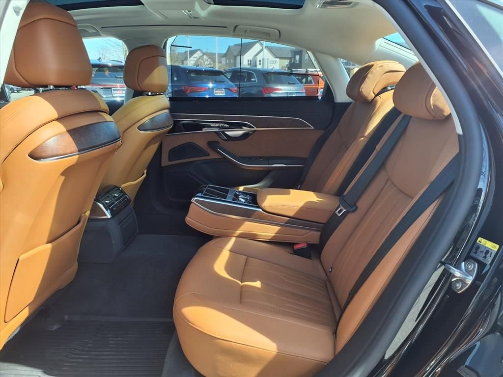 Used 2023 Audi A8 L 3.0T w/ Luxury Package image 19