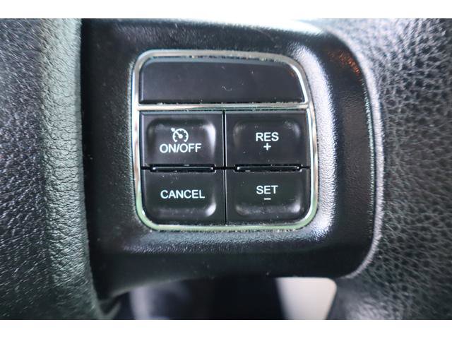 Used 2015 Dodge Grand Caravan SXT image 12