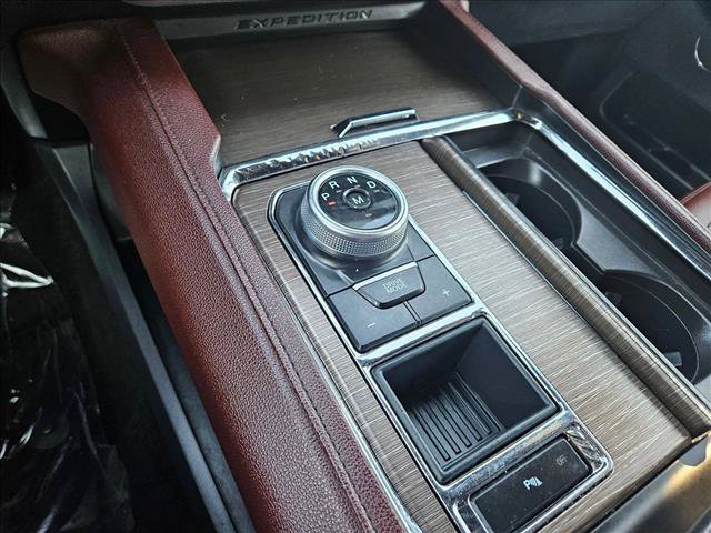 Certified 2022 Ford Expedition Limited RWD image 12
