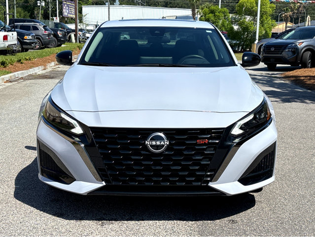 Certified 2025 Nissan Altima 2.5 SR w/ SR Premium Package FWD image 3