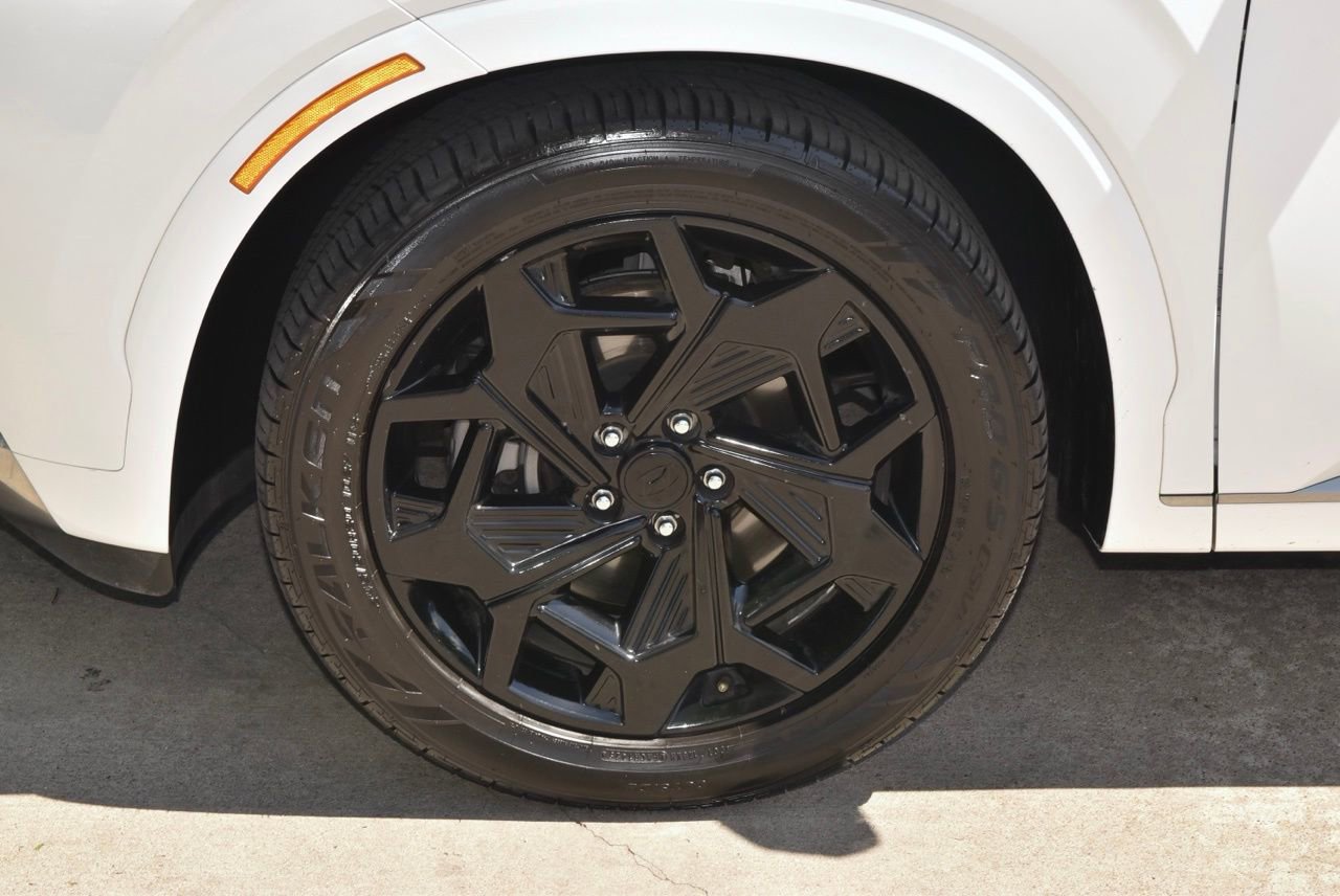 Used 2022 Hyundai Palisade Calligraphy image 40