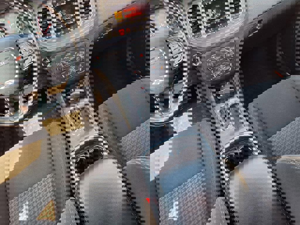 Certified 2023 Dodge Charger GT image 9