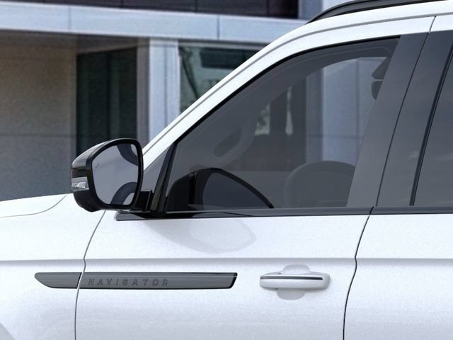 New 2026 Lincoln Navigator Reserve w/ Jet Appearance Package AWD/4WD image 20
