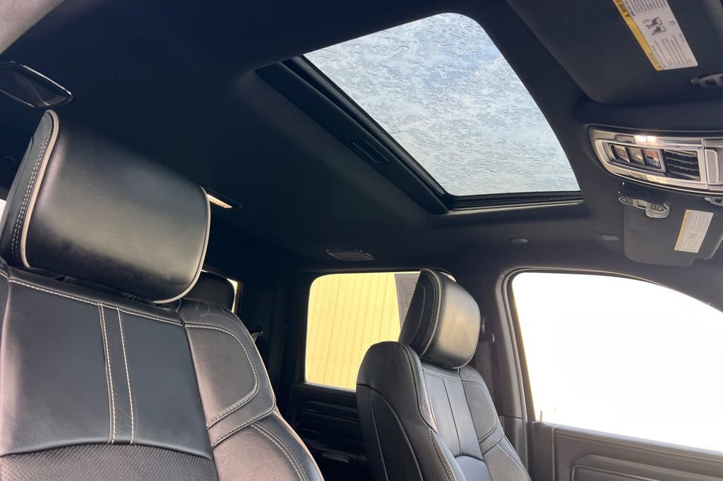 Used 2024 RAM 2500 Limited image 16