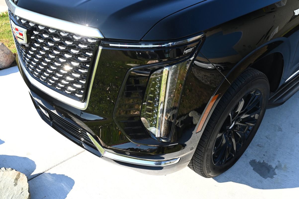 Used 2025 Cadillac Escalade Premium Luxury w/ LPO, Floor Liner Package image 10