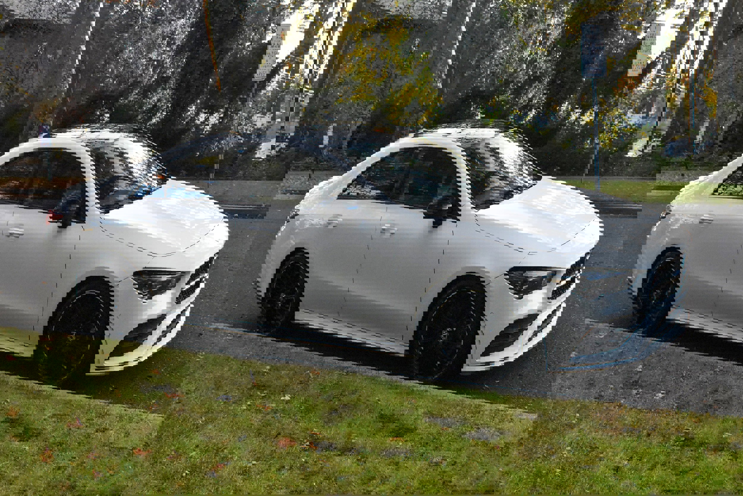 Used 2020 Mercedes-Benz CLA 250 image 13