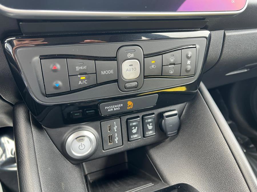 Used 2025 Nissan Leaf SV Plus image 23