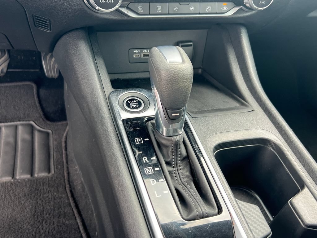 Used 2020 Nissan Sentra SV w/ Electronics Package FWD image 26