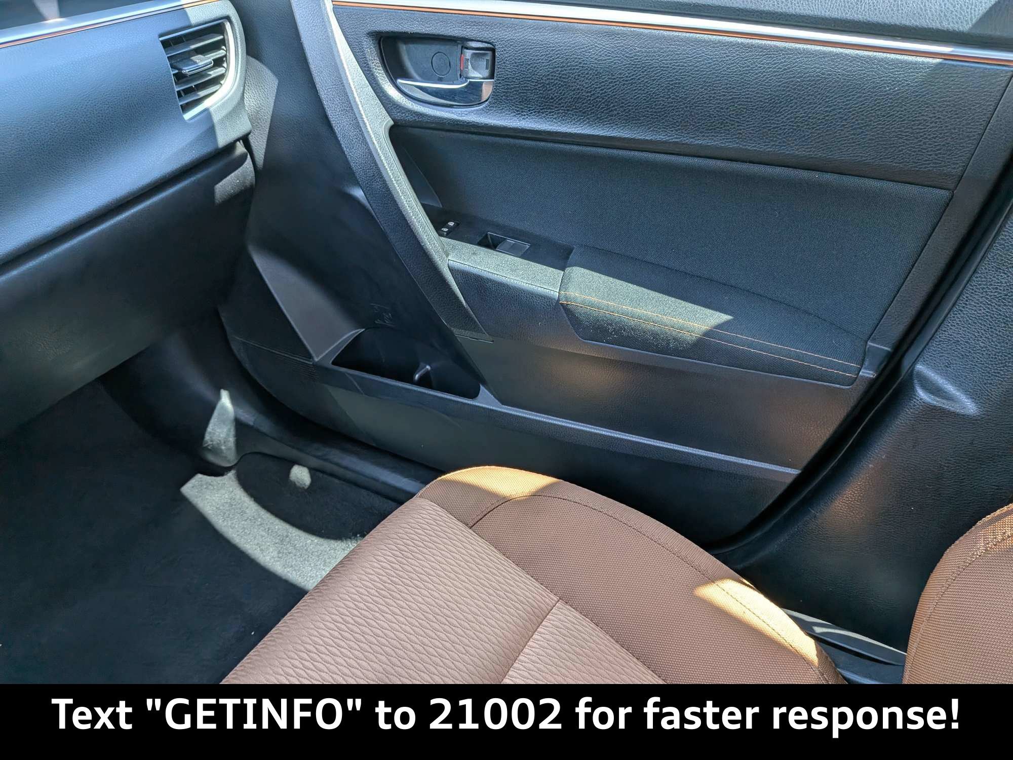 Used 2015 Toyota Corolla LE FWD image 21