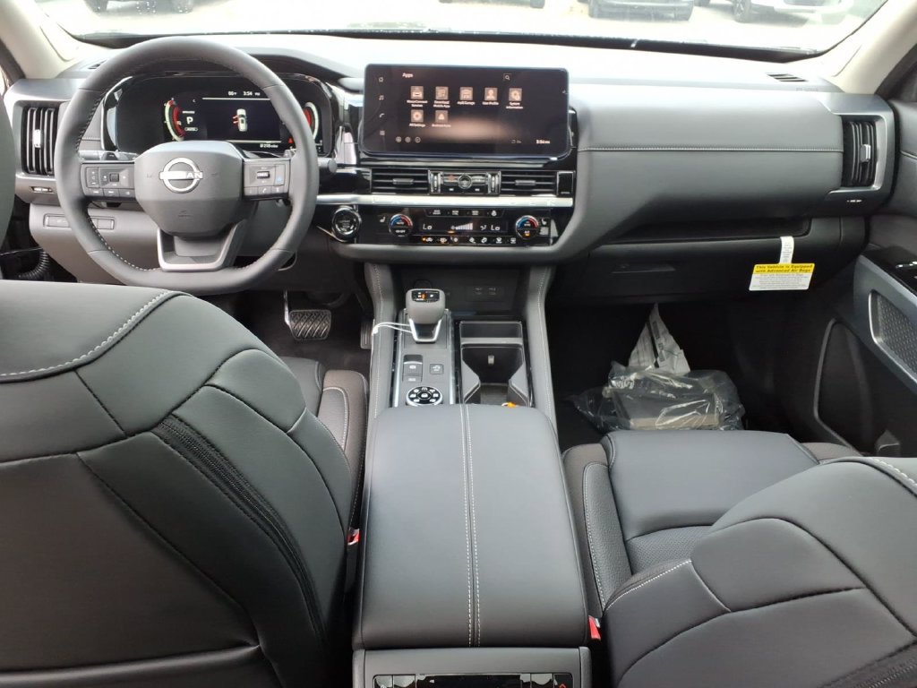 New 2026 Nissan Pathfinder SL w/ SL Premium Package AWD/4WD image 40