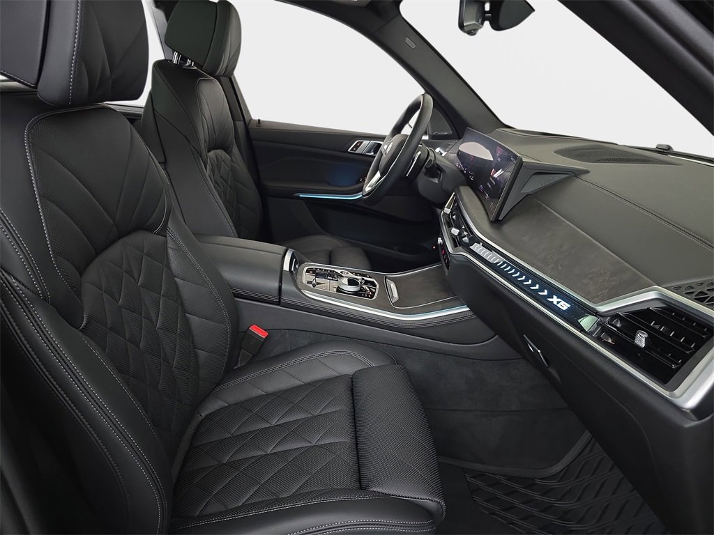 Used 2024 BMW X5 xDrive50e w/ Executive Package image 11