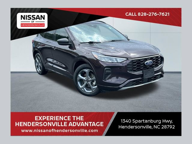 Used 2023 Ford Escape ST-Line w/ Tech Pack #1 FWD image 1