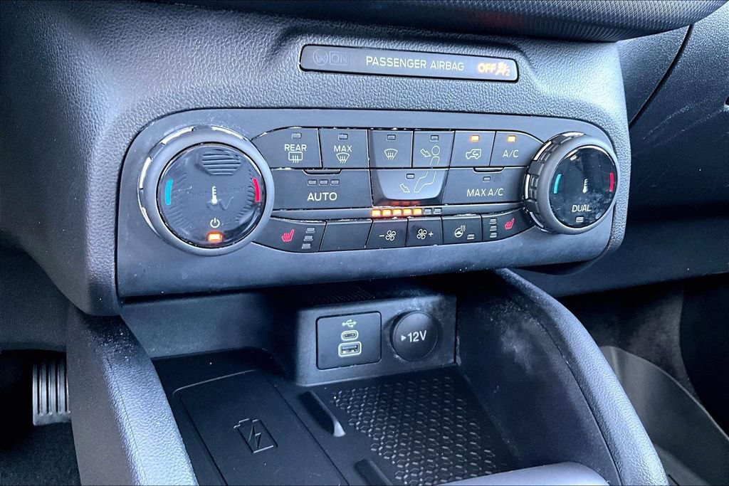 Used 2024 Ford Bronco Sport Outer Banks w/ Tech Package AWD/4WD image 31