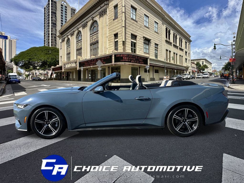 Used 2024 Ford Mustang Premium image 5