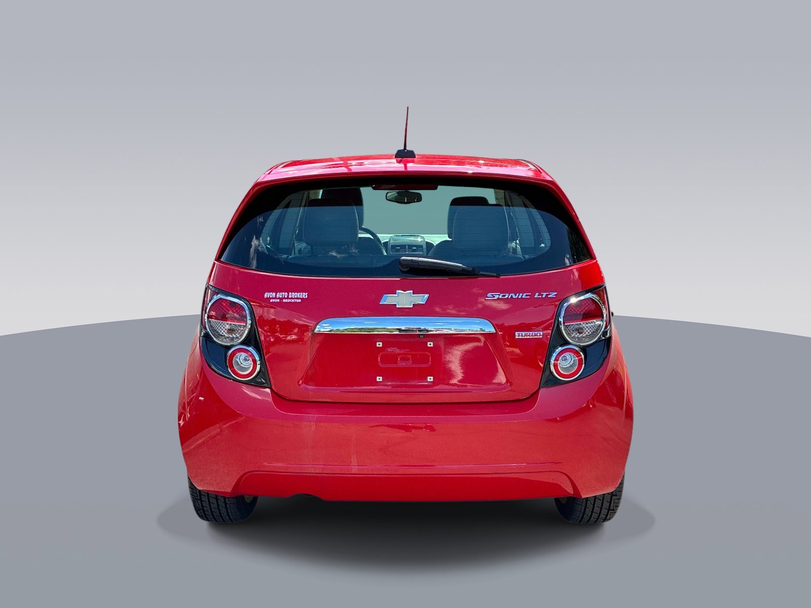 Used 2015 Chevrolet Sonic LTZ FWD image 5