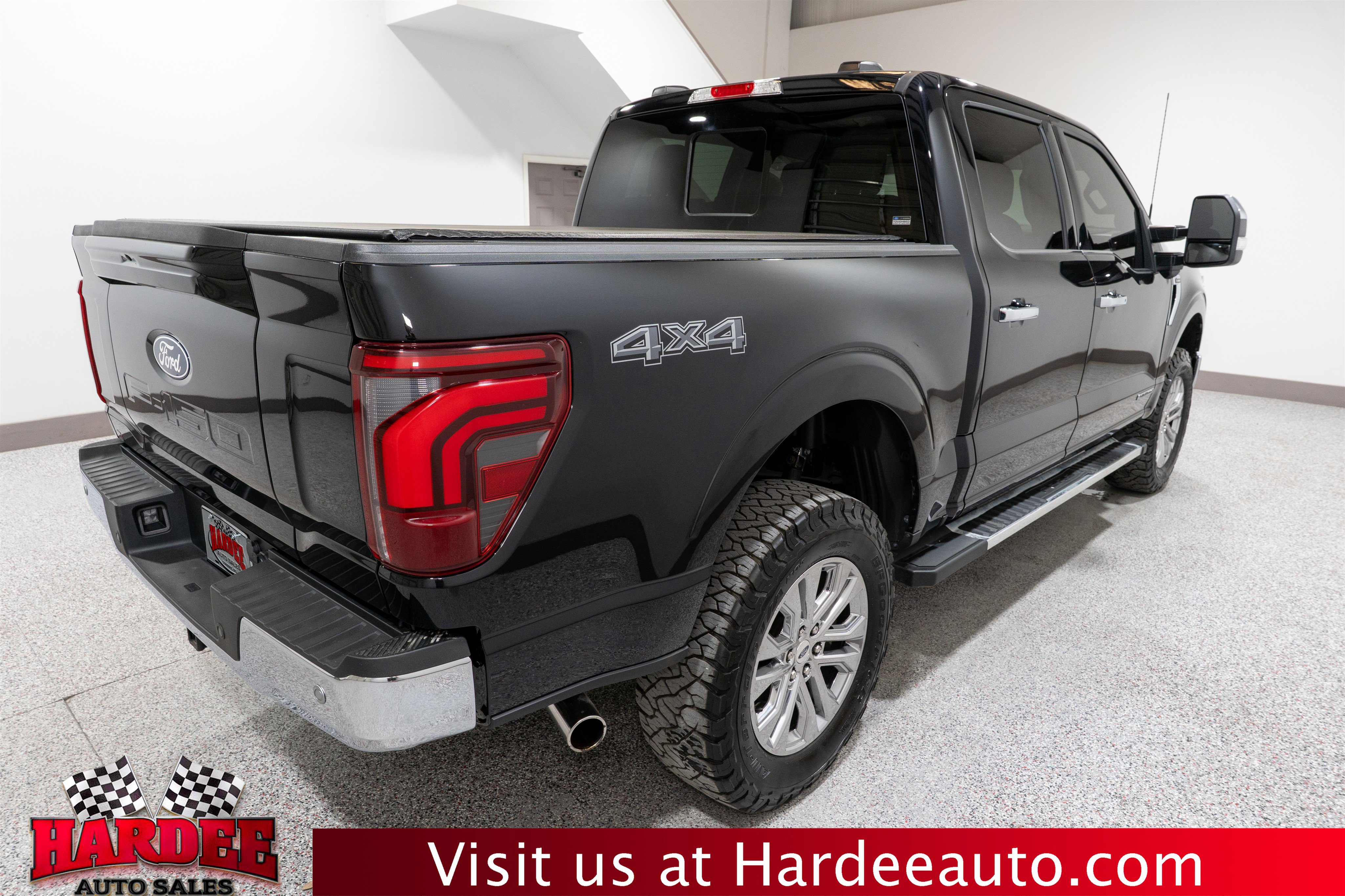 Used 2024 Ford F150 Lariat w/ Bed Utility Package AWD/4WD image 5