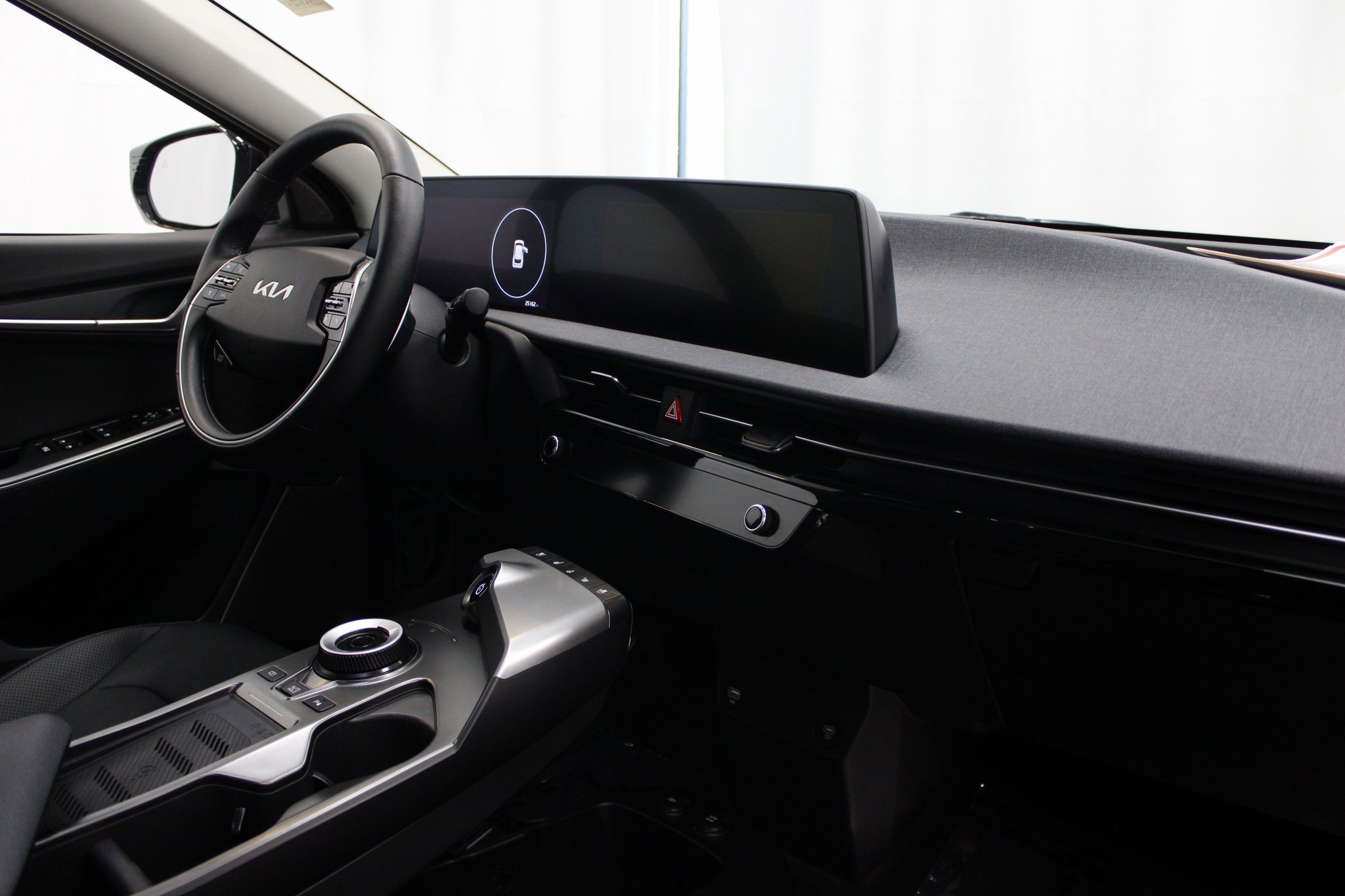 Used 2024 Kia EV6 Wind w/ Wind Technology Package image 27