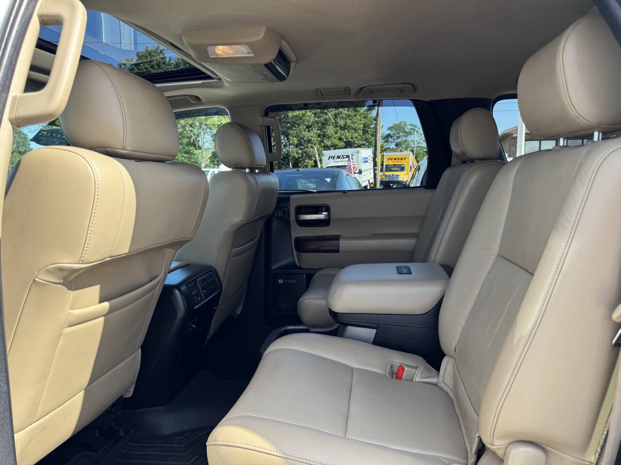 Used 2014 Toyota Sequoia Platinum AWD/4WD image 29