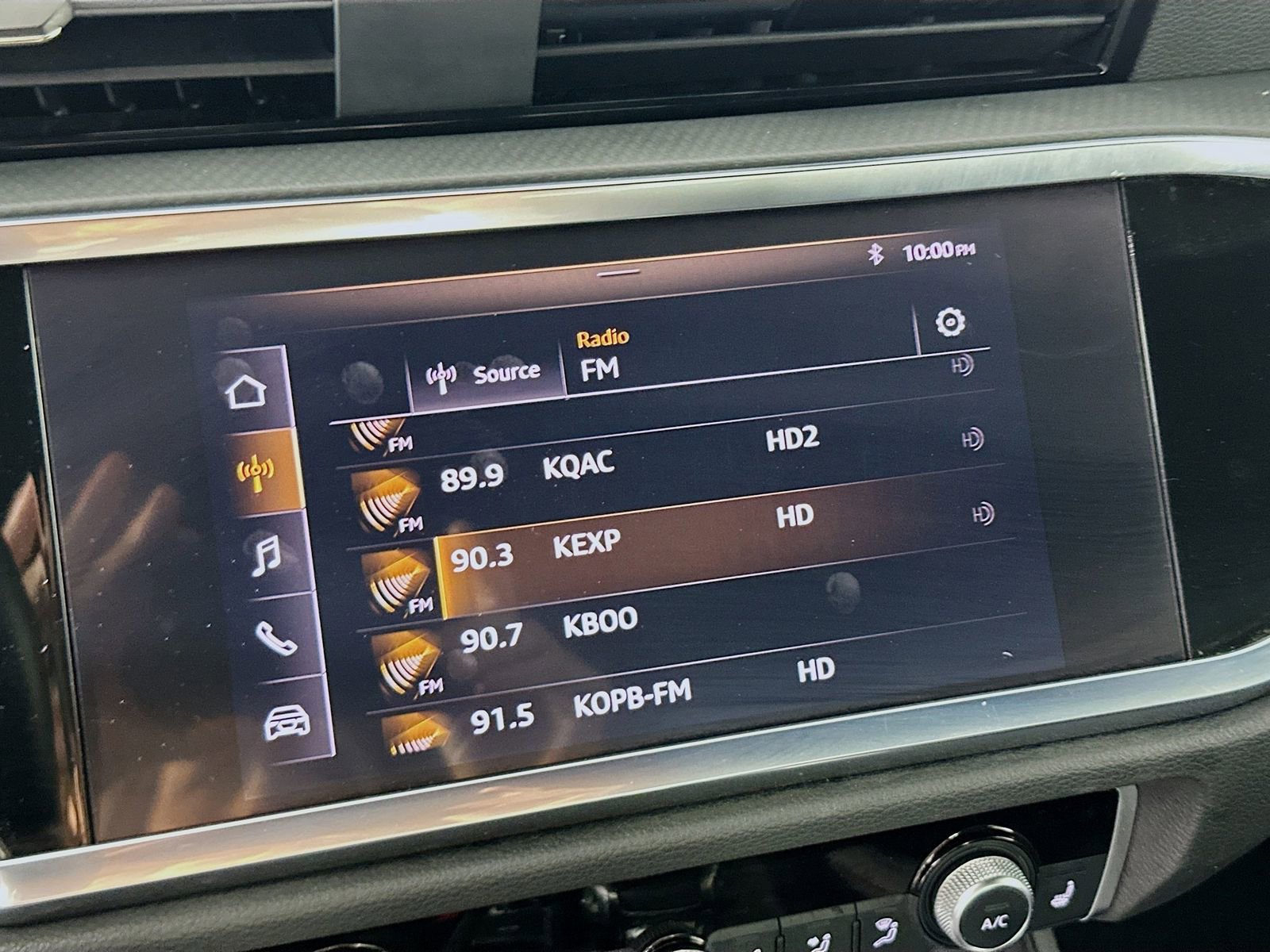 Used 2020 Audi Q3 2.0T Premium w/ Convenience Package AWD/4WD image 14