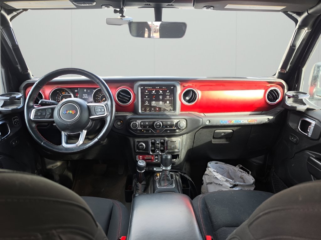 Used 2023 Jeep Wrangler Unlimited Rubicon w/ Cold Weather Group AWD/4WD image 12