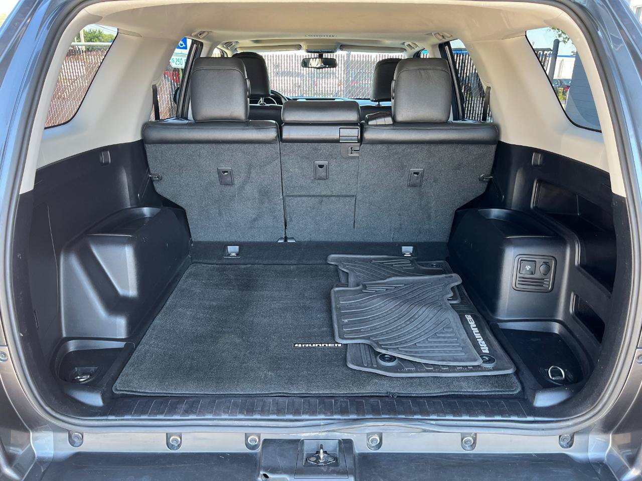 Used 2013 Toyota 4Runner Limited AWD/4WD image 17