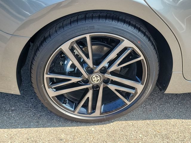 Used 2026 Toyota Camry XSE FWD image 28