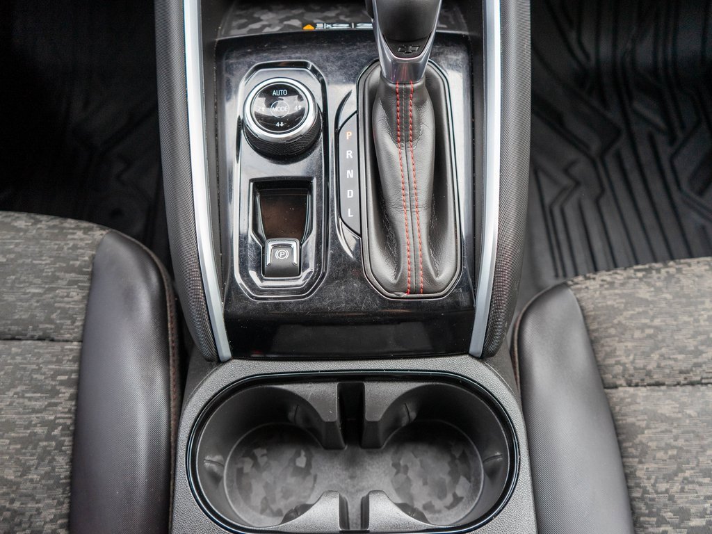 Used 2024 Chevrolet Colorado Z71 image 24