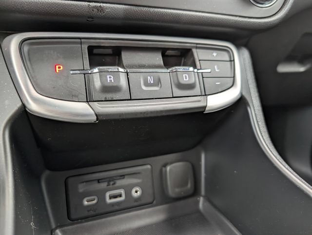 Used 2023 GMC Terrain SLT w/ Infotainment Package II AWD/4WD image 22