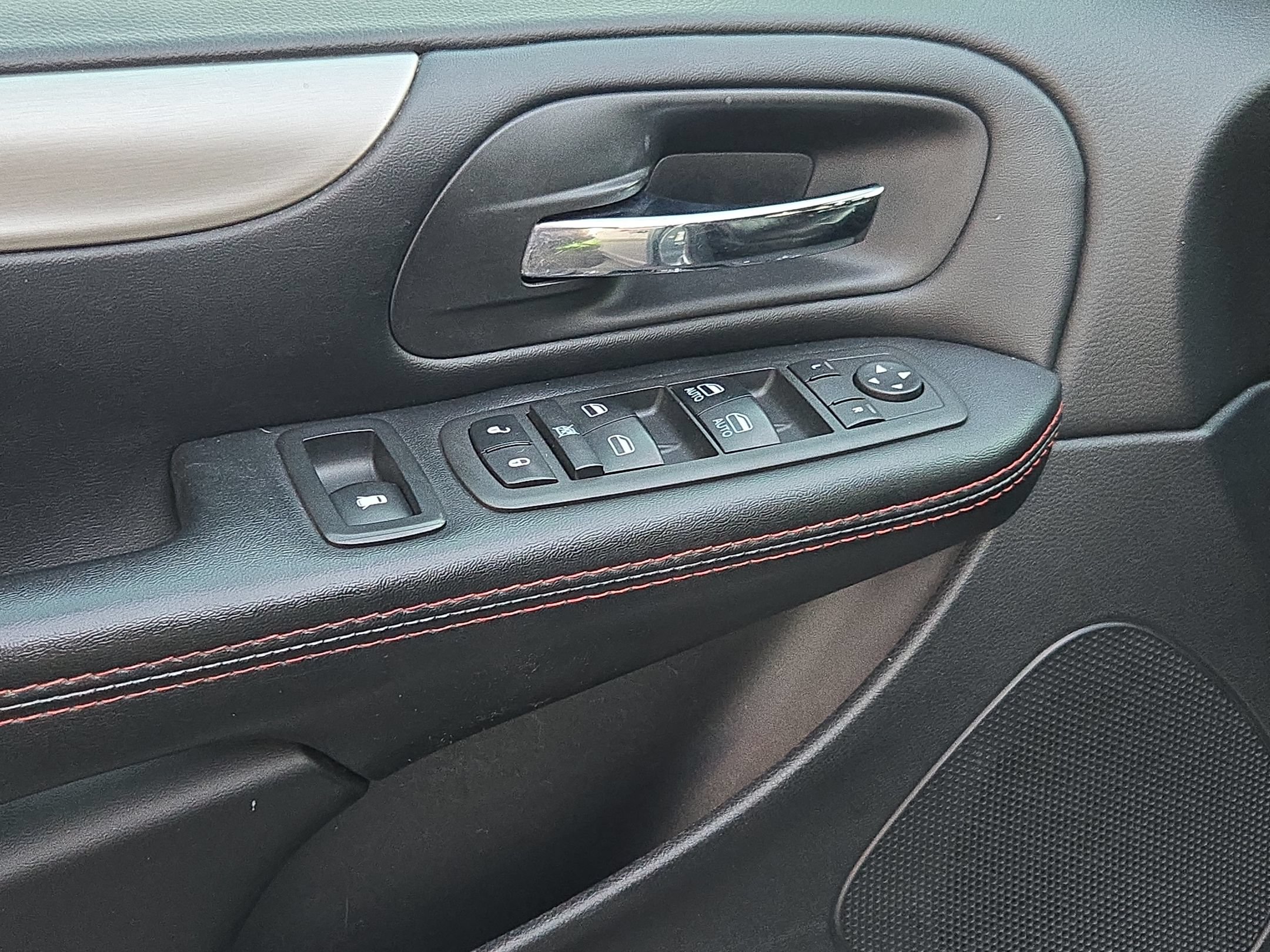 Used 2019 Dodge Grand Caravan GT FWD image 21