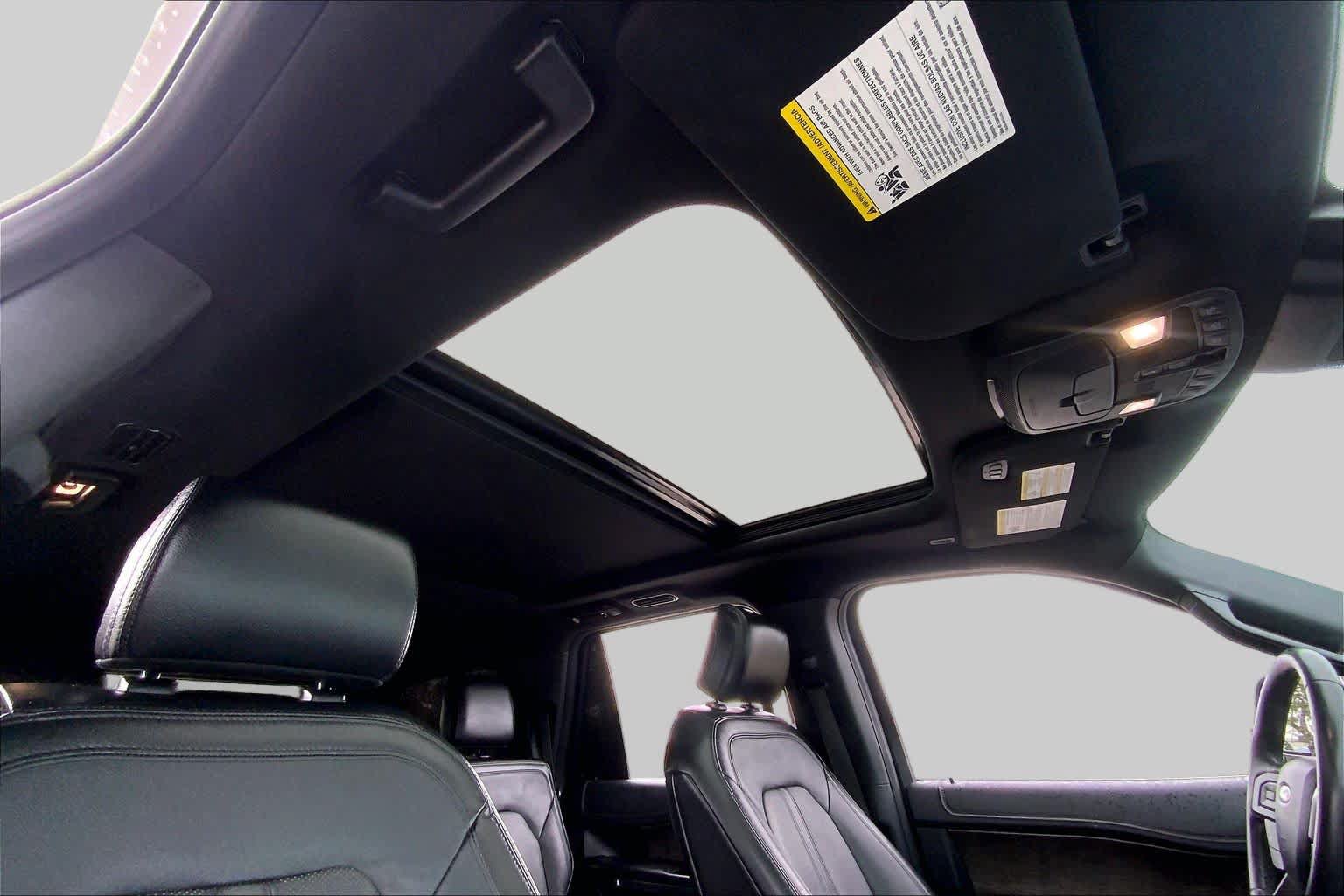 Used 2019 Ford Expedition Limited w/ Equipment Group 302A RWD image 14
