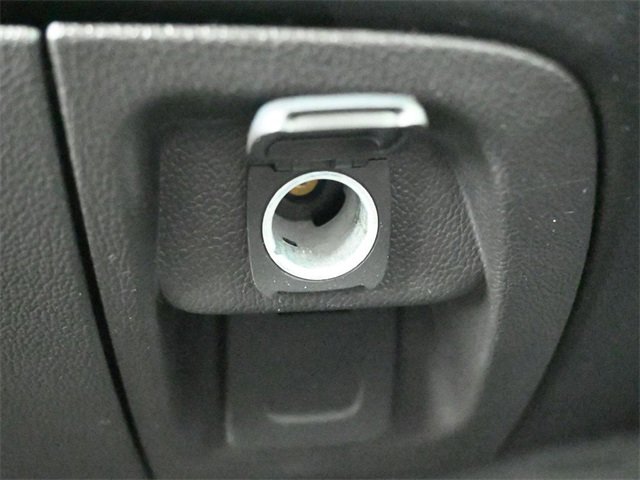 Used 2018 Chevrolet Silverado 1500 LT w/ Texas Edition image 4