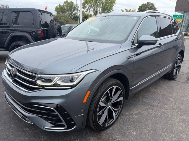Used 2023 Volkswagen Tiguan SEL R-Line