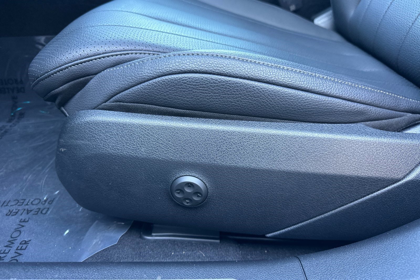 Certified 2025 Mercedes-Benz E 350 4MATIC Sedan image 15