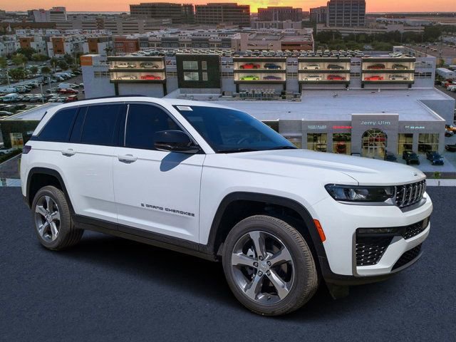 New 2026 Jeep Grand Cherokee Limited AWD/4WD image 1