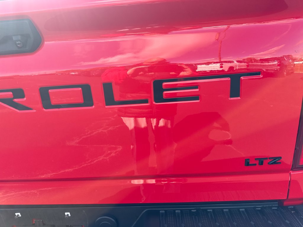 Used 2024 Chevrolet Silverado 2500 LTZ w/ LTZ Plus Package AWD/4WD image 7